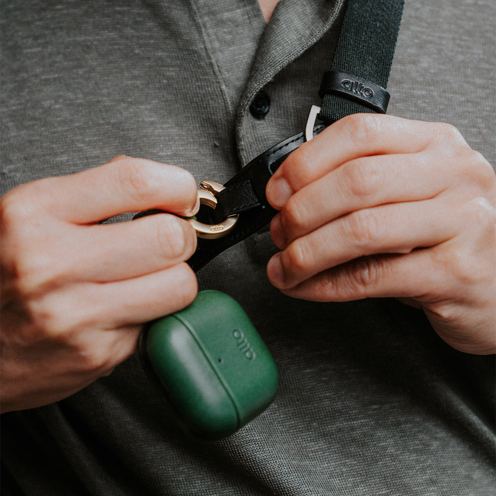 惜福品 - AirPods 4 皮革保護套 - 森林綠