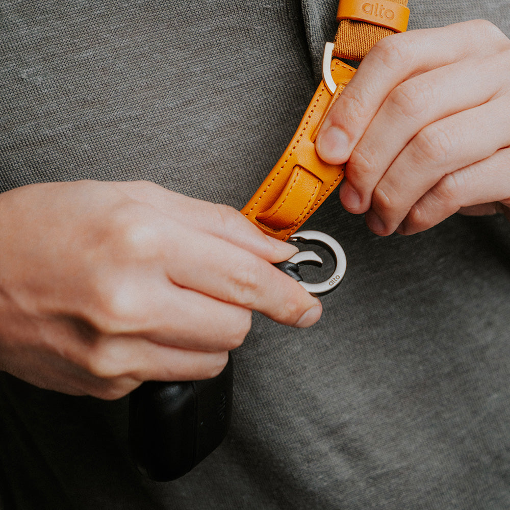 惜福品 - AirPods 4 皮革保護套 - 渡鴉黑