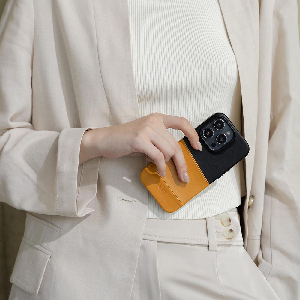 惜福品 - iPhone 14 Plus/iPhone 15 Plus - Metro 插卡皮革手機殼 - 焦糖棕/渡鴉黑