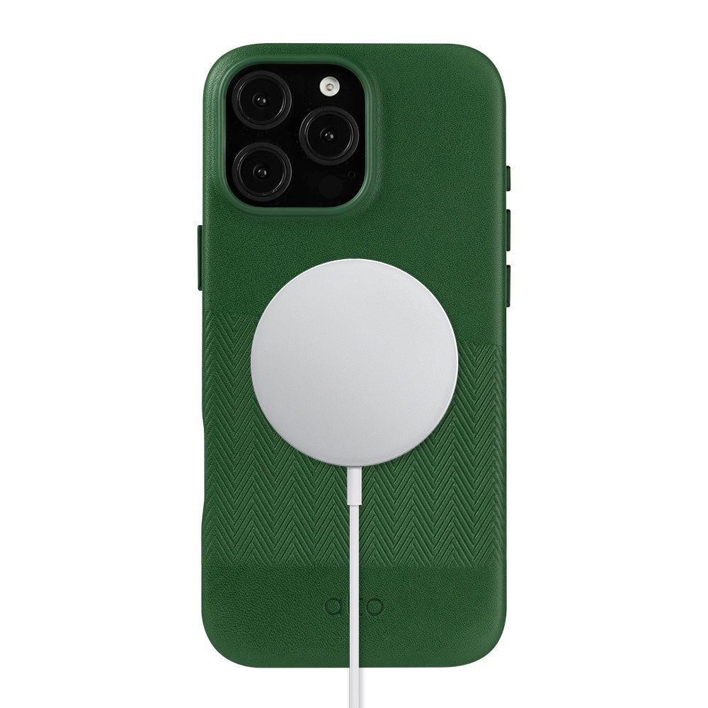 惜福品 - iPhone 16 Pro Max - Herring 磁吸壓紋皮革手機殼 - 森林綠