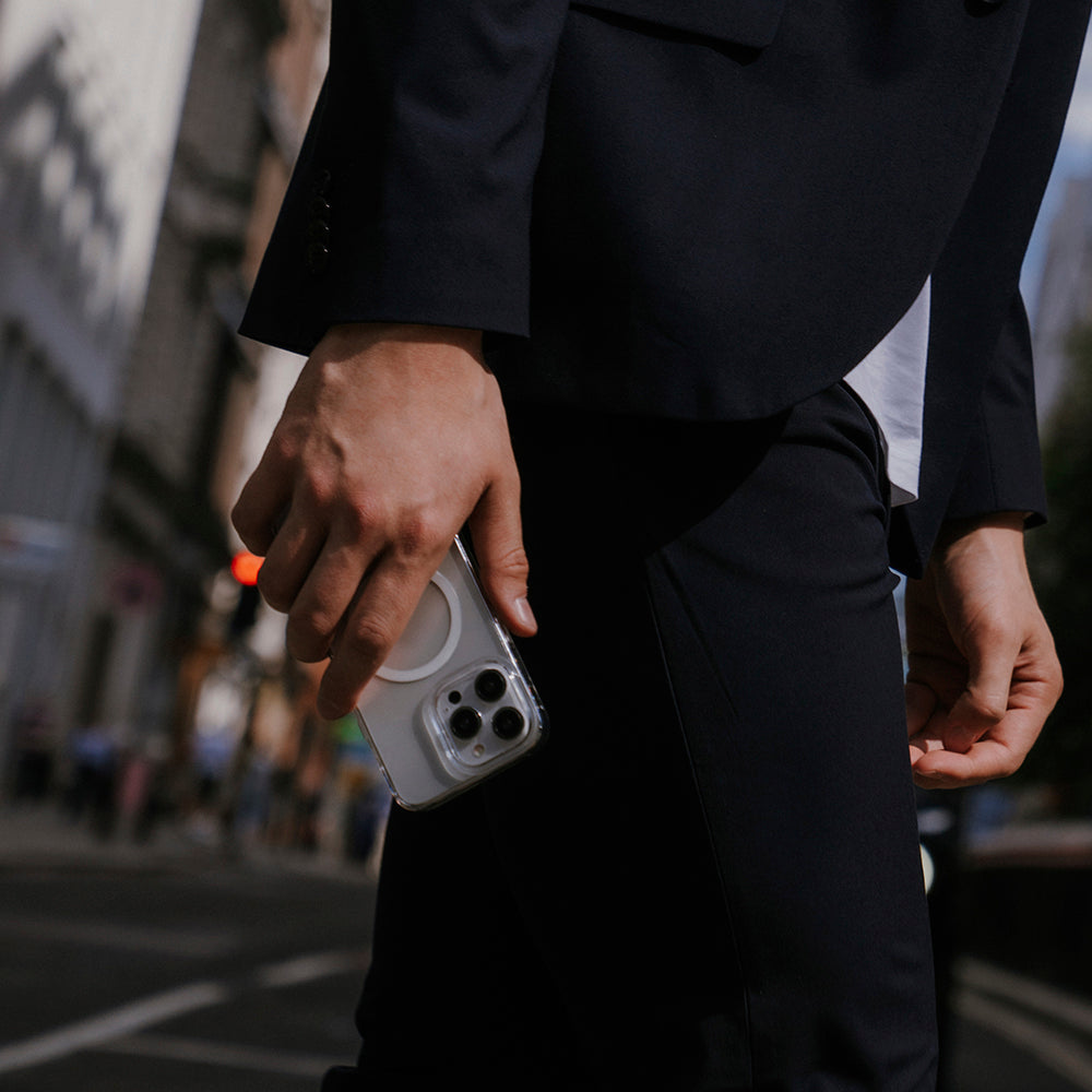 iPhone 16 Pro - Aura 磁吸透明手機殼