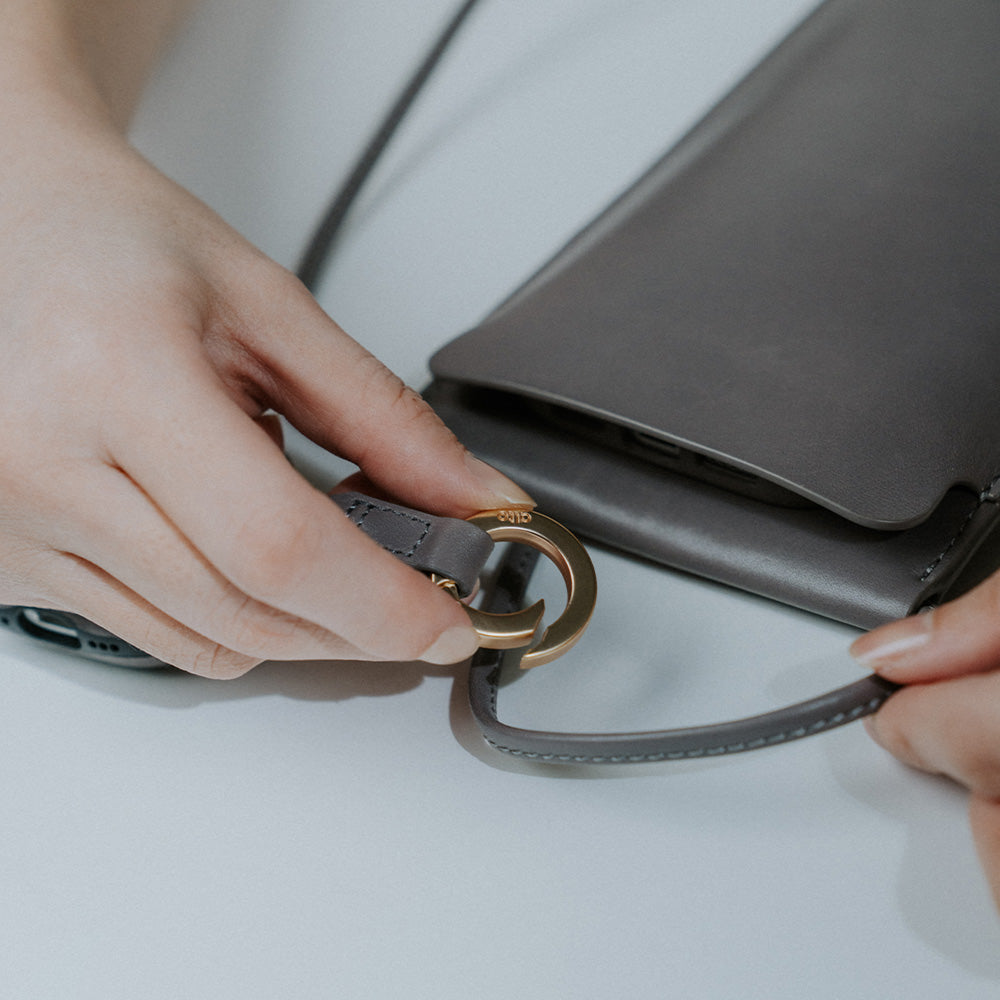 惜福品 - AirPods 4 皮革保護套 - 礫石灰