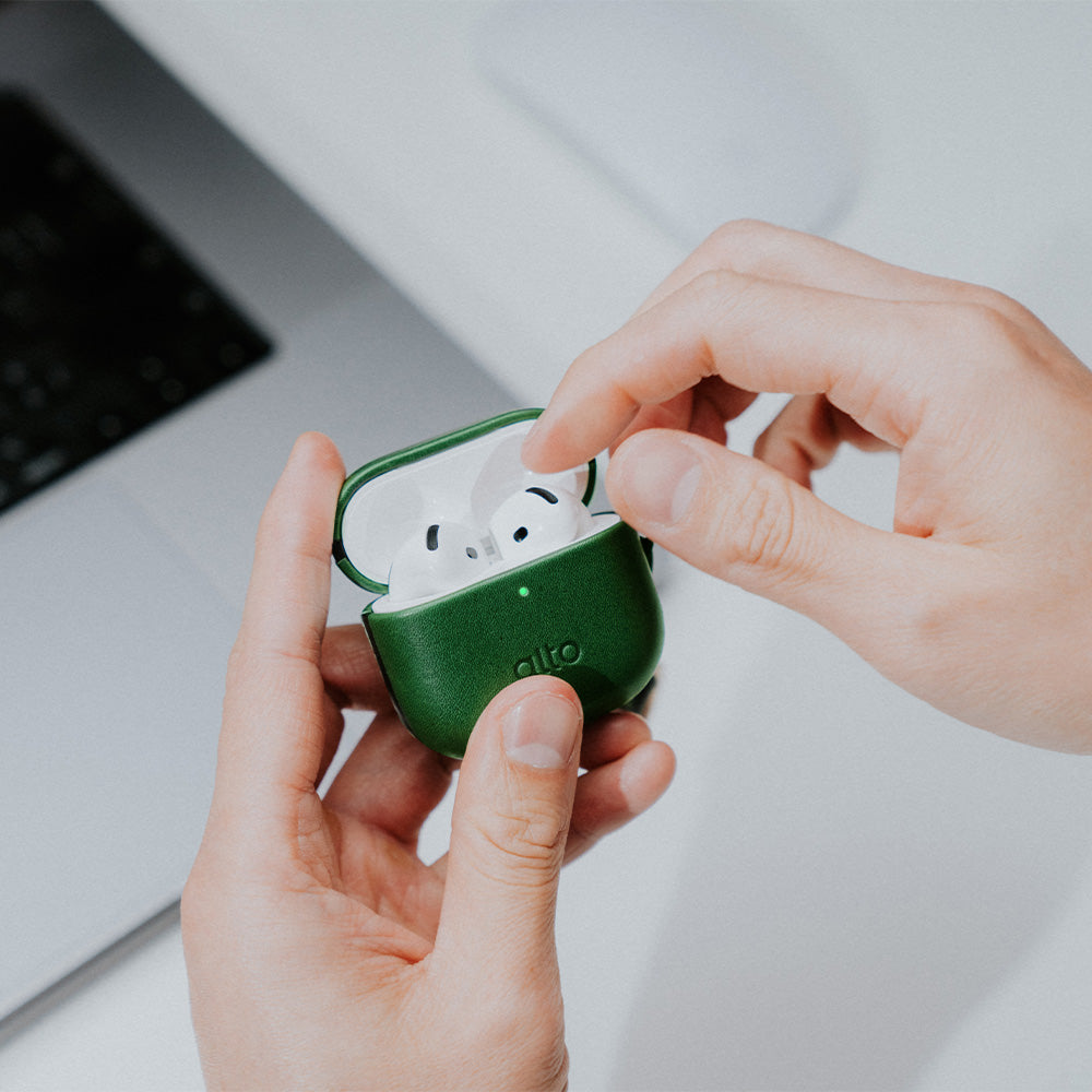 惜福品 - AirPods 4 皮革保護套 - 森林綠