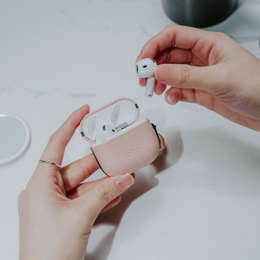 AirPods 4 皮革保護套 - 迷霧粉
