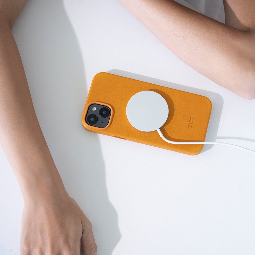 惜福品 - iPhone 14 Plus/iPhone 15 Plus - Clop 磁吸皮革手機殼 - 焦糖棕