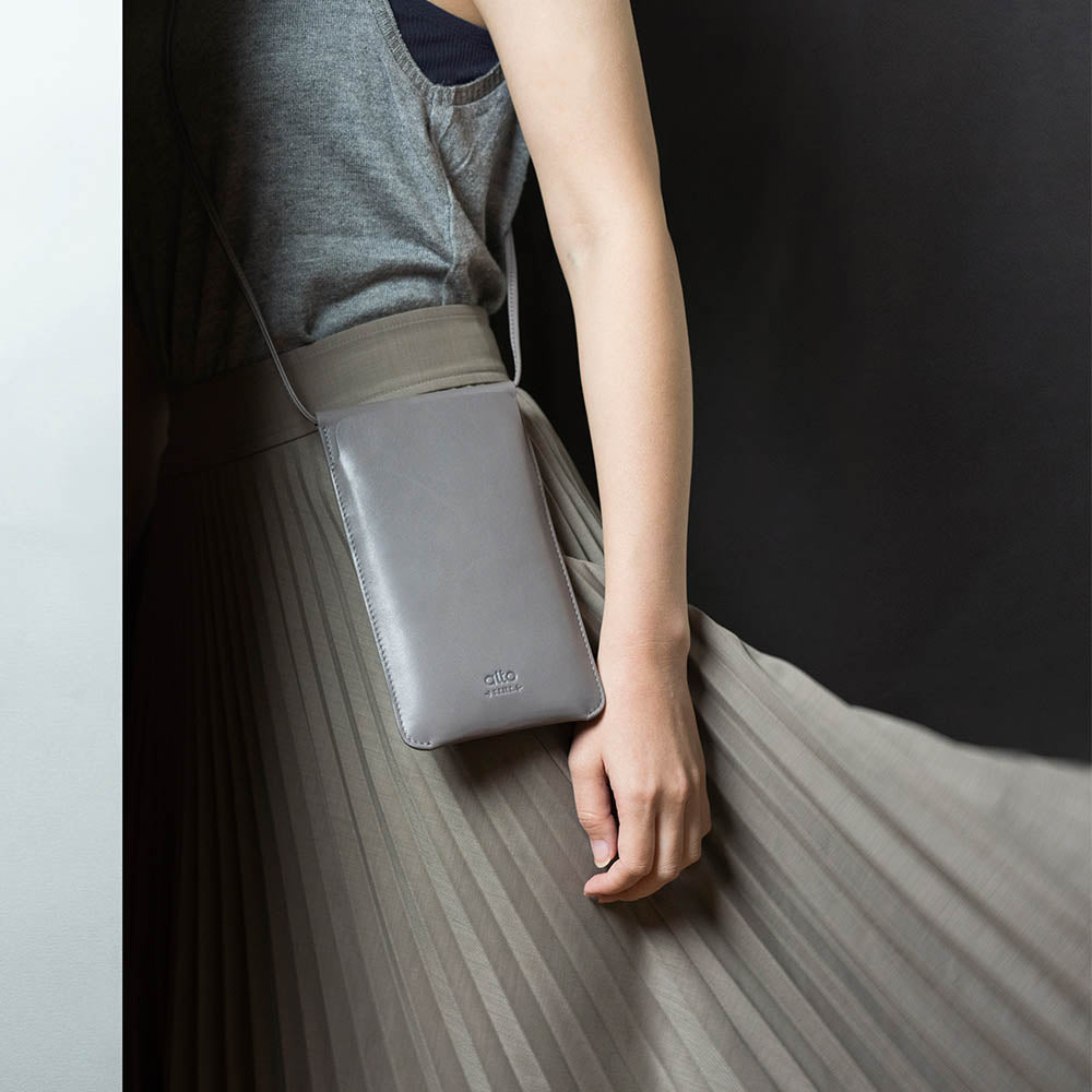 惜福品 - 皮革輕便手機隨身包 - 礫石灰