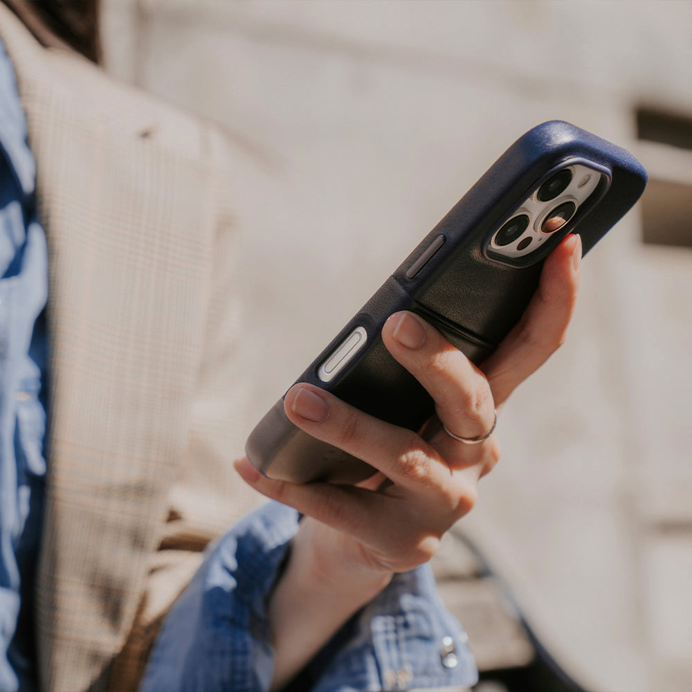 惜福品 - iPhone 16 Pro - Metro 插卡皮革手機殼 - 海軍藍/礫石灰