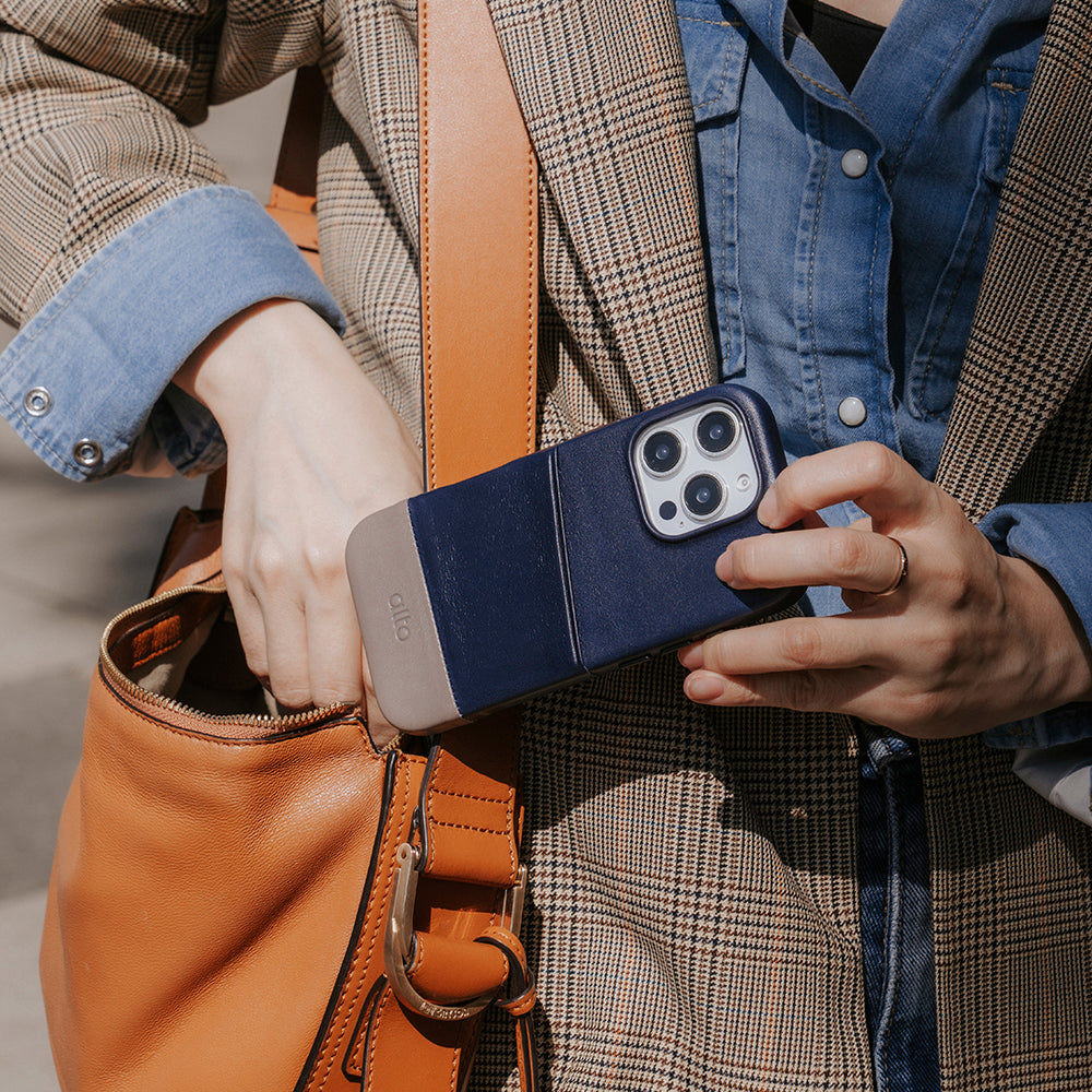 惜福品 - iPhone 16 Pro Max - Metro 插卡皮革手機殼 - 海軍藍/礫石灰